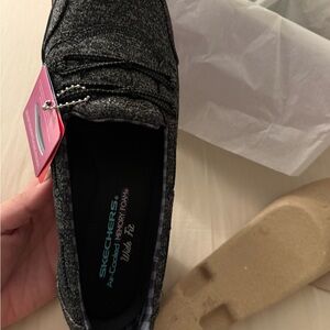 Relaxed Fit Air Cooled Skechers - Wide Fit